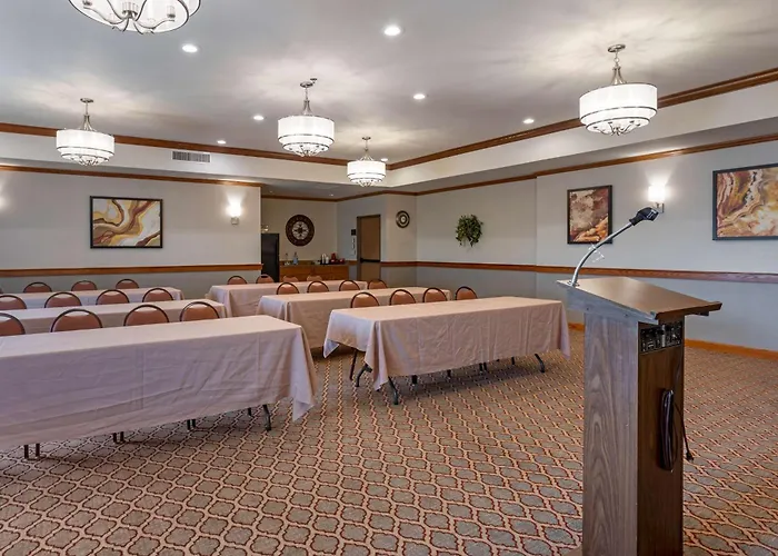 Best Western Plus Capital Inn