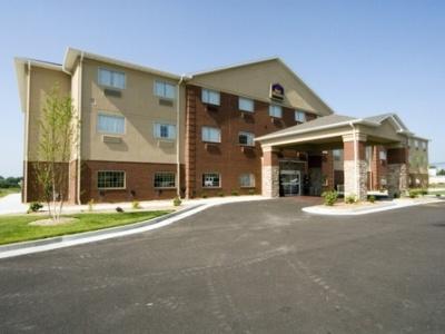 Western Capital 3*