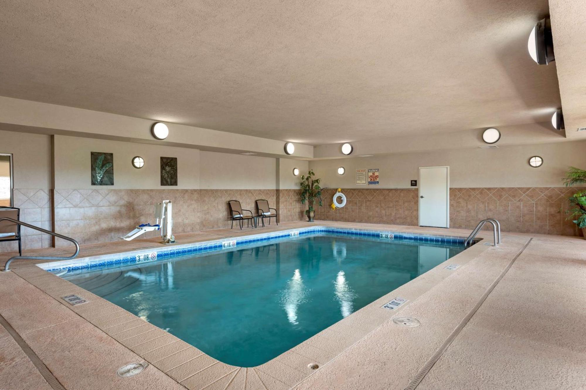 Western Capital Hotel